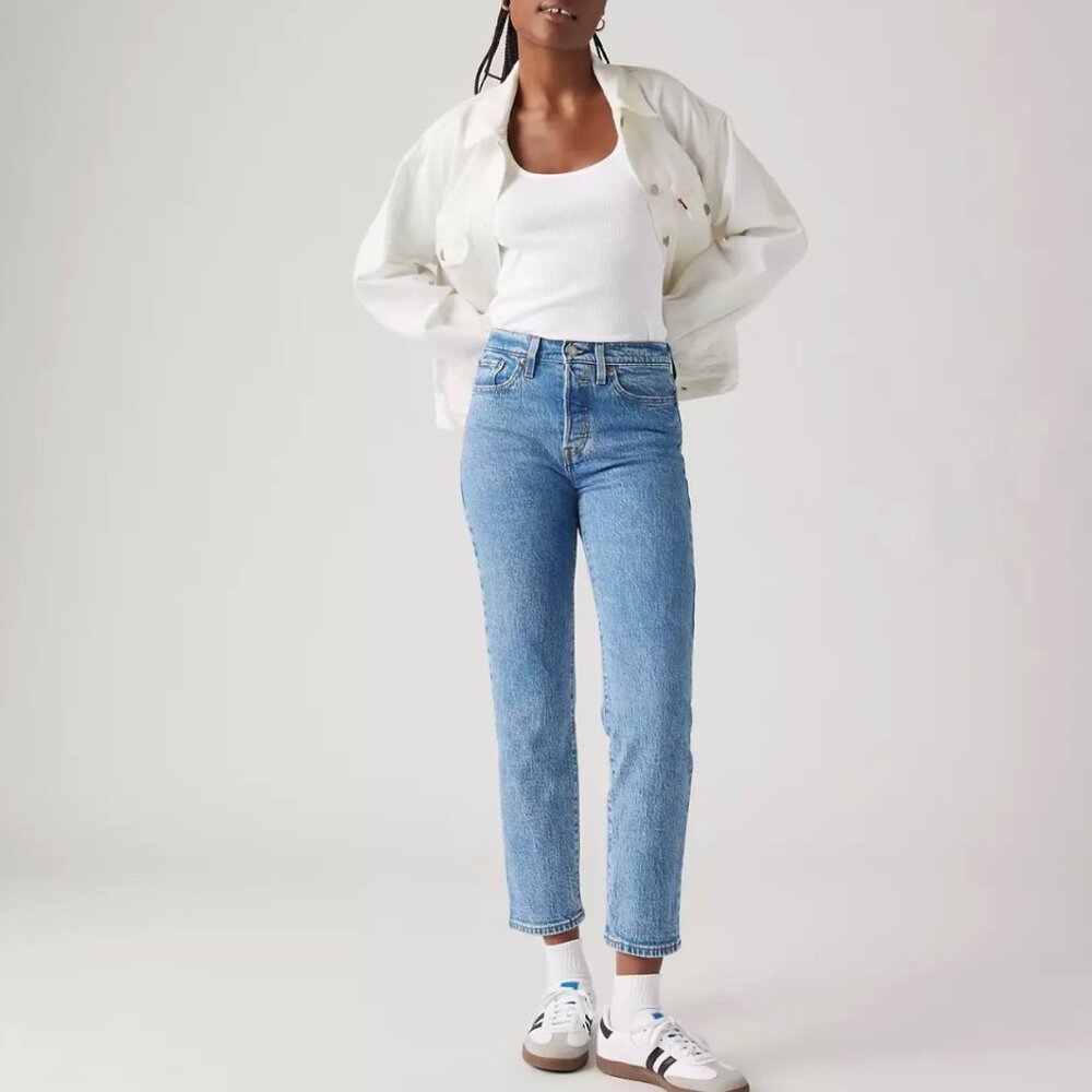 Levi’s Wedgie Straight Jeans – Size 30 – NWOT